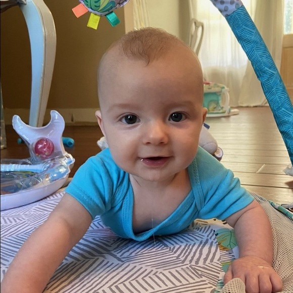 Meet your Posher, Gale - Picture 6 of 6